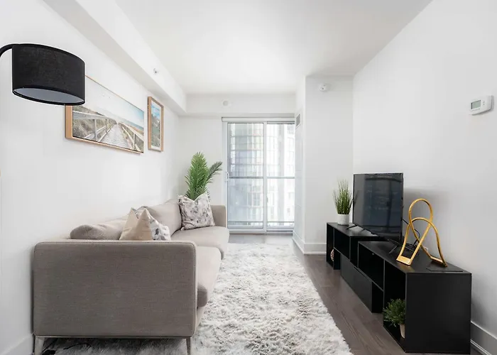 Practical Condo Downtown 3 Beds Uoft